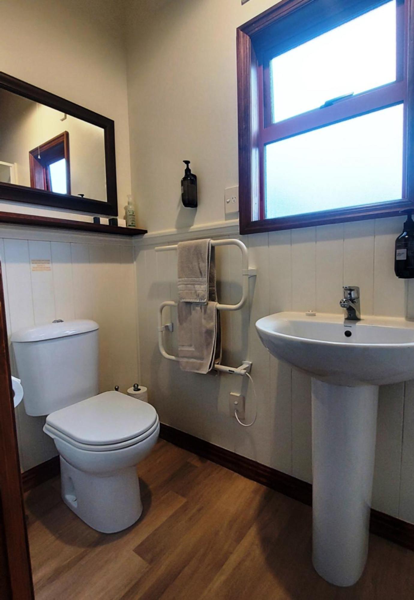Country Lodge Kinloch Таупо Экстерьер фото
