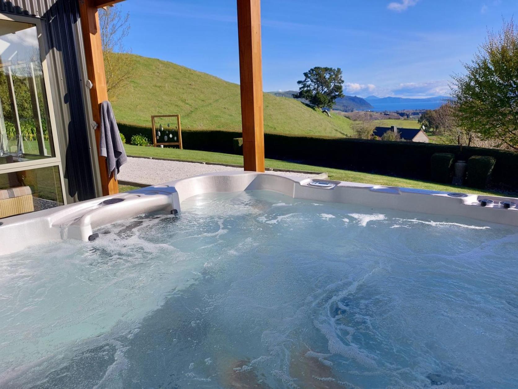 Country Lodge Kinloch Таупо Экстерьер фото
