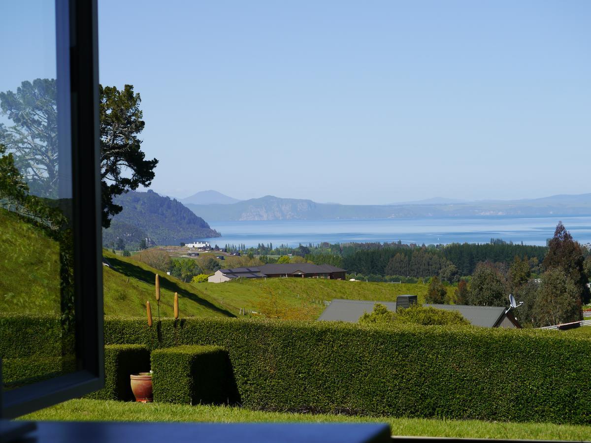 Country Lodge Kinloch Таупо Экстерьер фото
